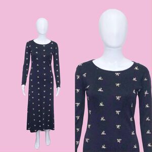 1960s-1970s EMBROIDERED FLORAL Buds All Over. Maxi Dress. XS-S. AS IS. Damaged